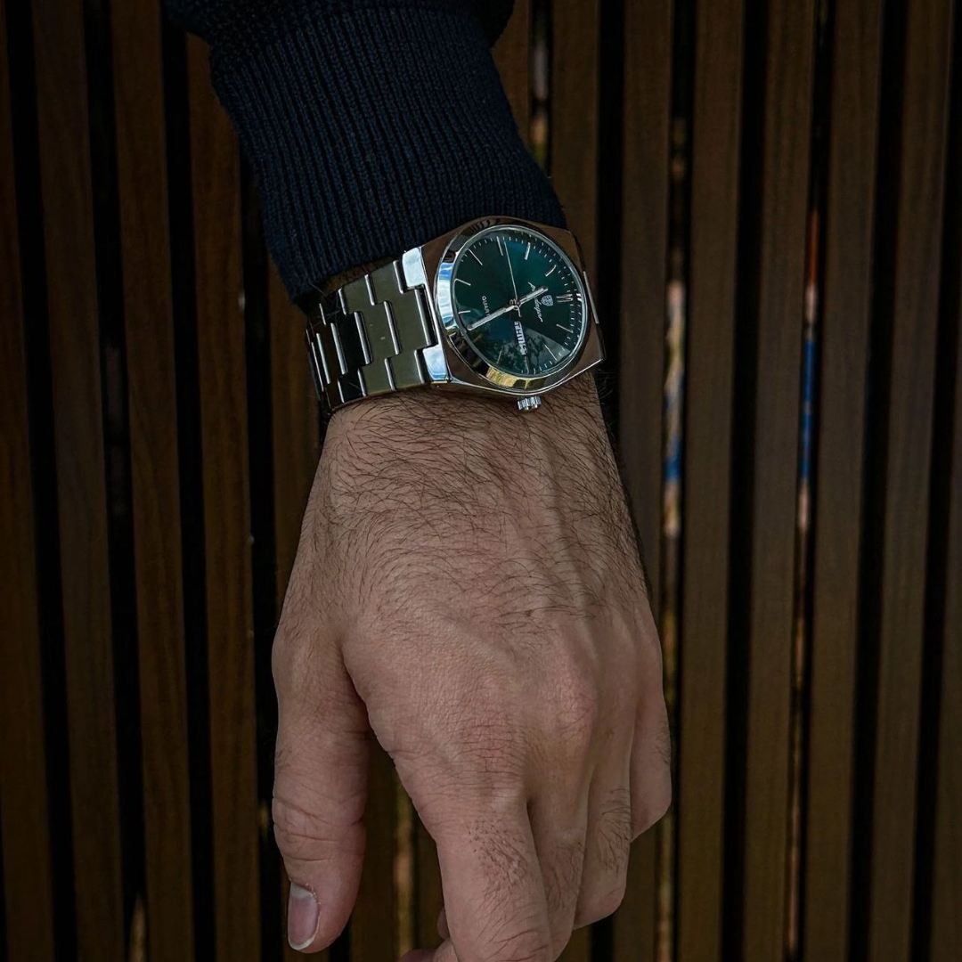 Homme Moderne MONTRE SIGNATURE