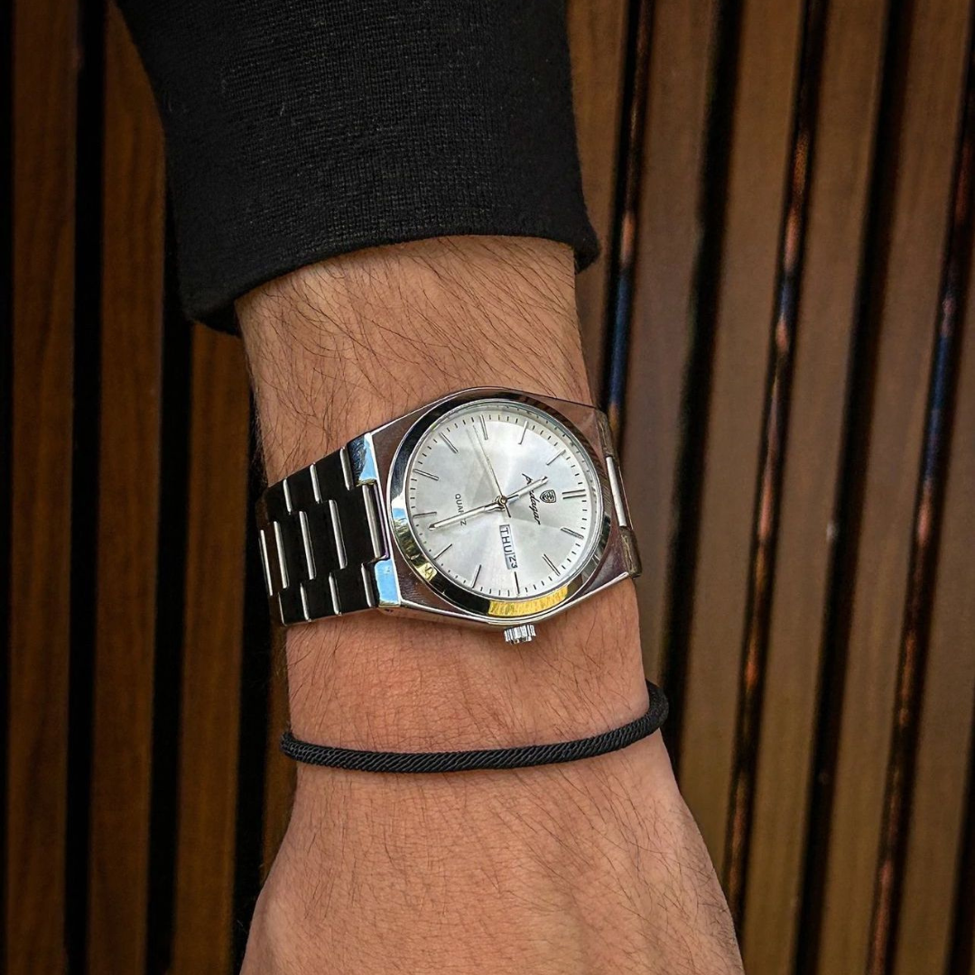 Homme Moderne MONTRE SIGNATURE