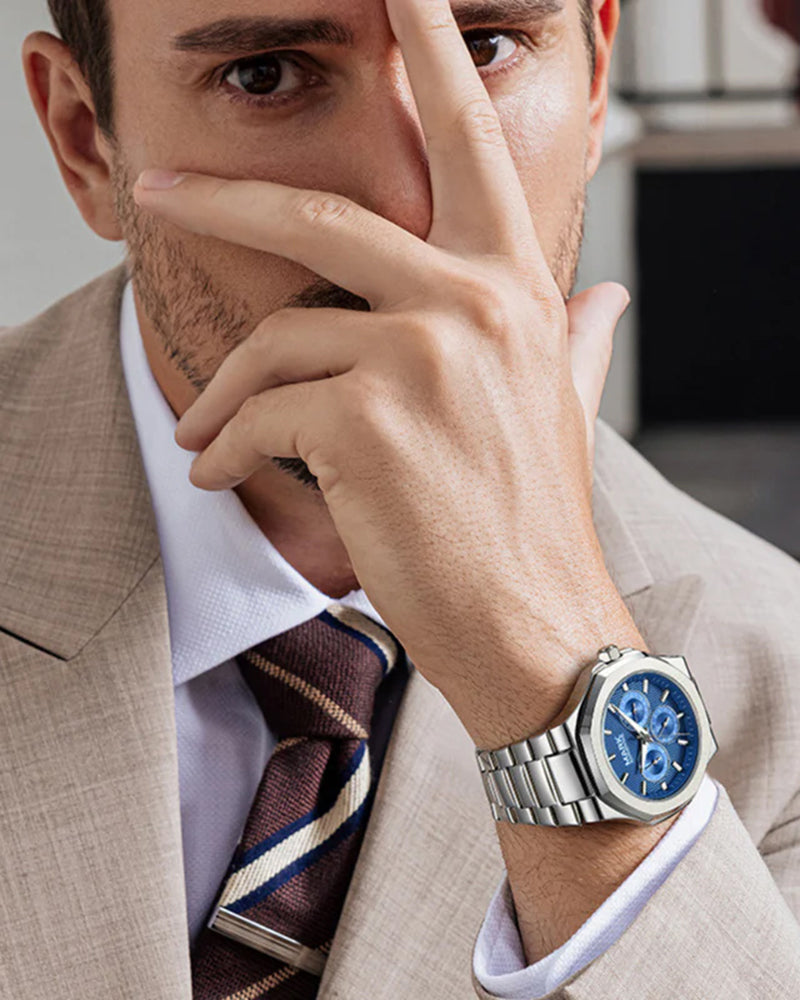Montre en acier inoxydable (résistante à l’eau)